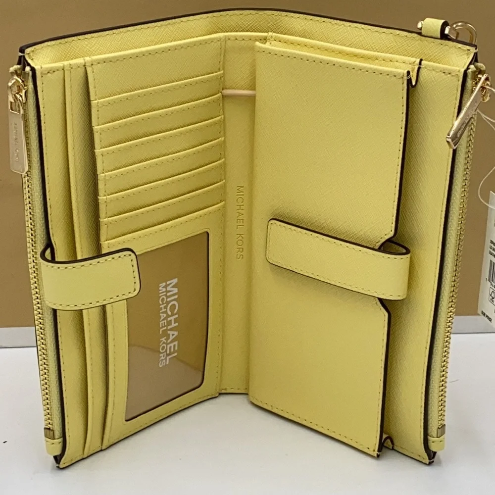 MICHAEL KORS LARGE DOUBLE ZIP WRISTLET BUTTERCUP